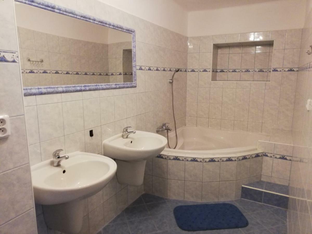 Chata Černá v Pošumaví Εξωτερικό φωτογραφία